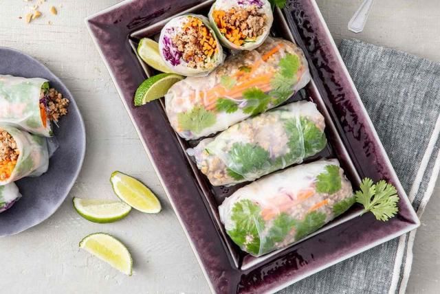 Ground Turkey Spring Rolls with Thai Peanut Sauce