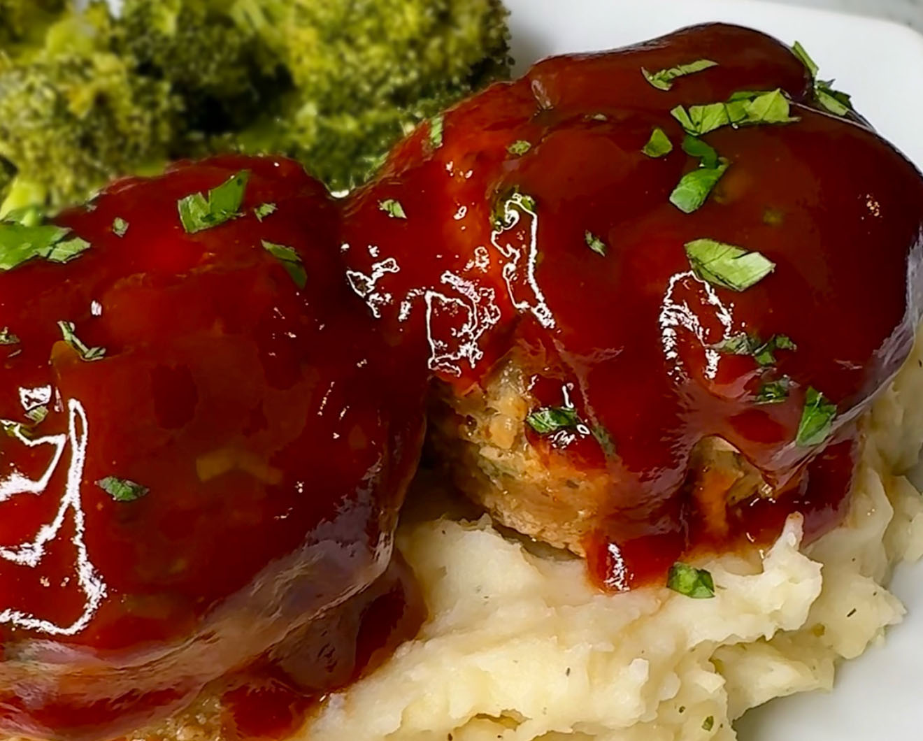 Image of Turkey Meatloaf Muffins.