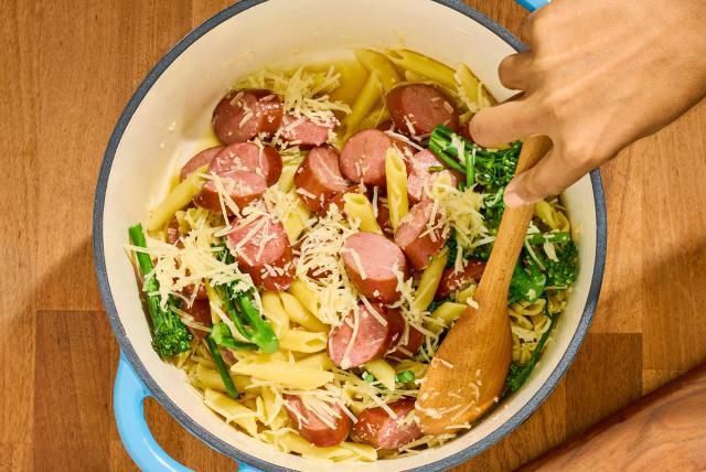 Overhead shot of a Butterball Turkey Sausage lemon broccolini pot of pasta.