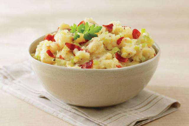 Image of Asiago Whipped Potatoes with Turkey Bacon